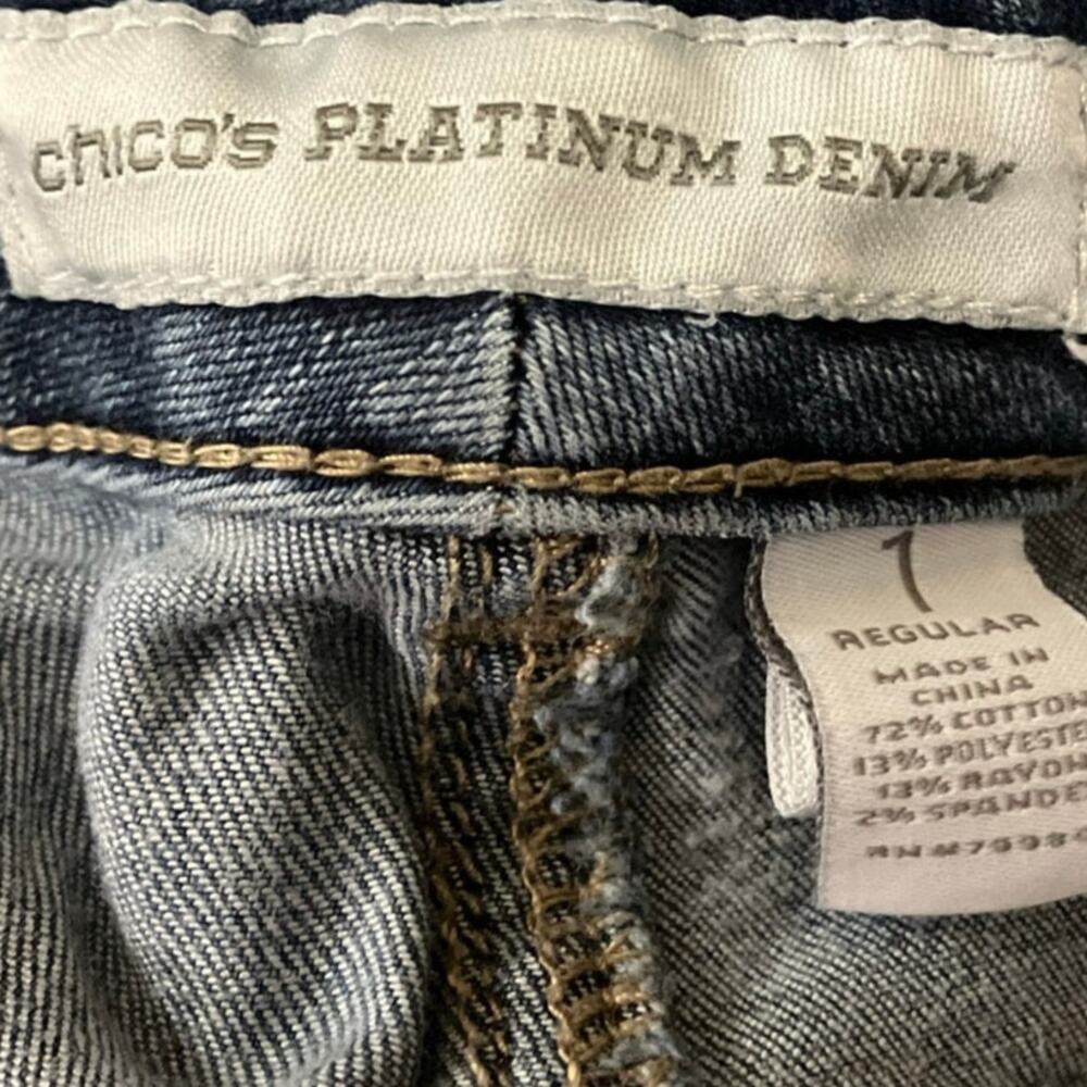 Chico's Platinum Denim Women's Medium Wash Mid-Rise Straight Leg Jeans SZ 1 US 8 - Picture 6 of 9